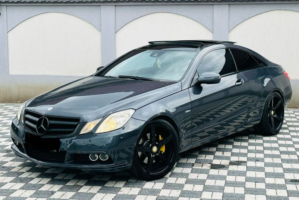 Mercedes E 350 coupe