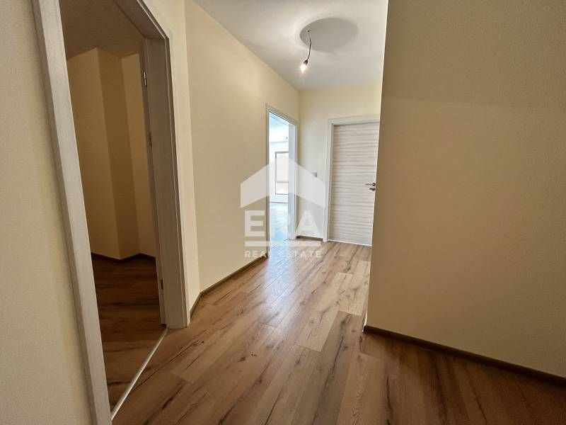 Продава се Двустаен апартамент в Варна, Аспарухово - 94 кв.м за 1394 €/кв.м - Снимка #5