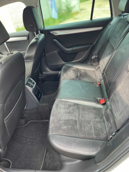 Skoda Octavia 2.0 TDI/150 CP/  4x4 Model Elegance   Rate Avans 0