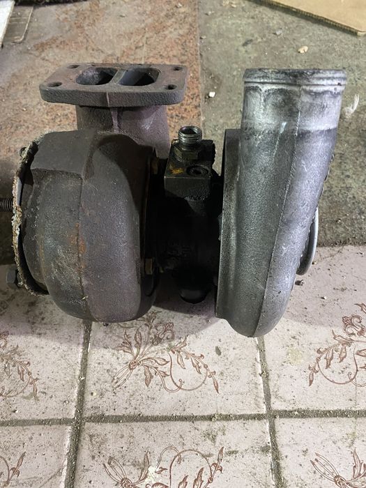 Liebherr d904 двигатель насос