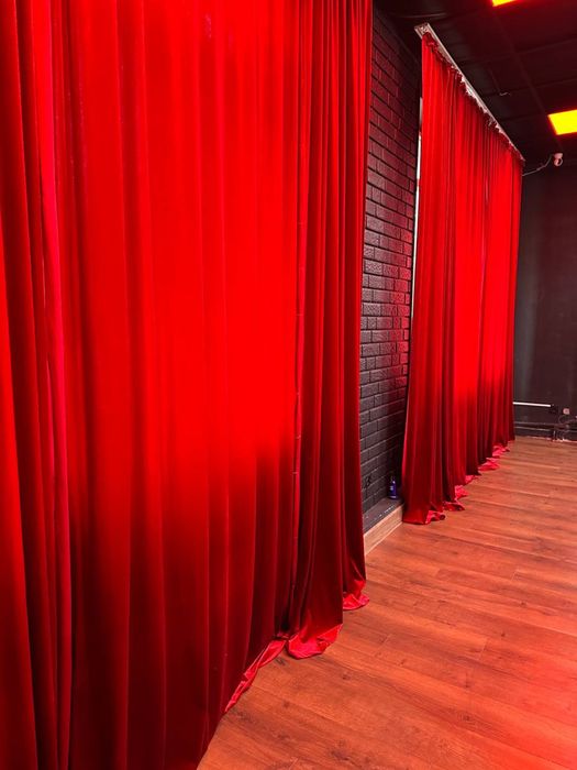 шторы красные велюр