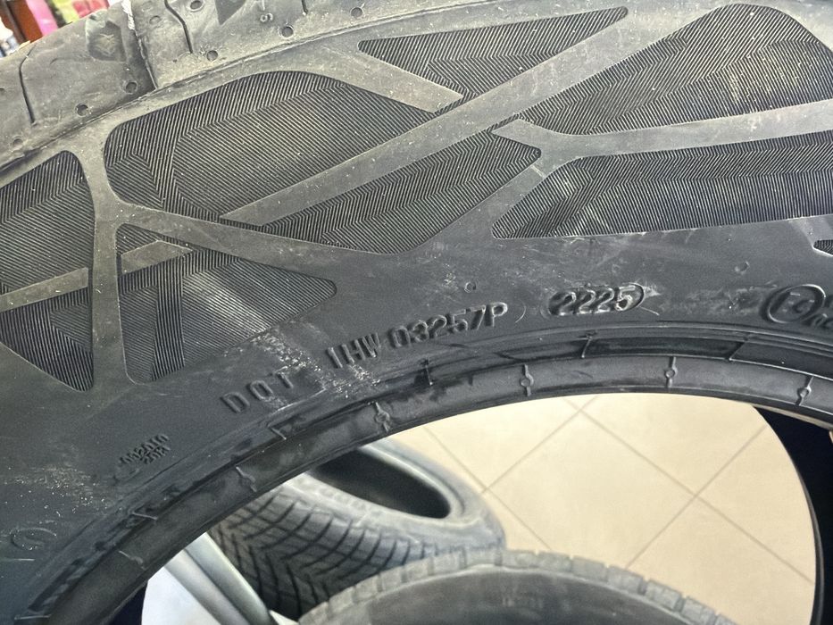 215/60/16 нови гуми