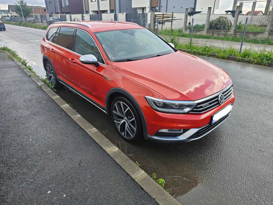 VW Passat Alltrack 2.0 BiTDI 240 CP 4Motion DSG | Matrix | Habanero Orange