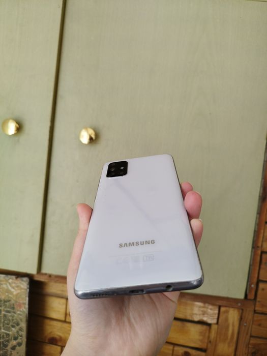 Самсунг А71 128гб