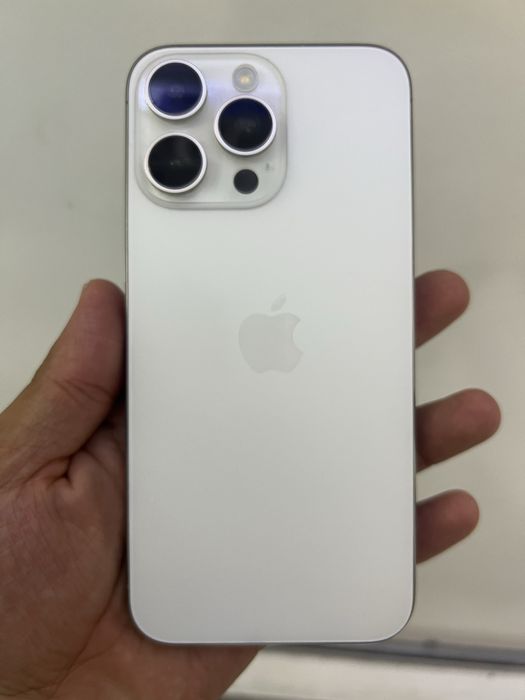 Iphone 15 pro max 256gb batare yomkst 88%