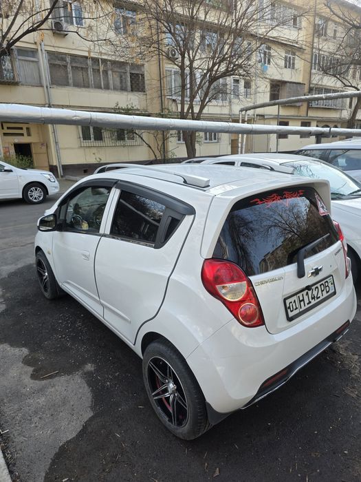 Продам Spark Автомат 1л 2010г выпуска. В хорошем состоянии.