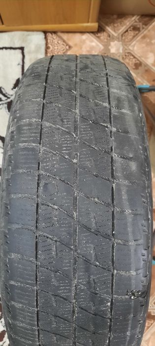 Шины 2шт за 2000т