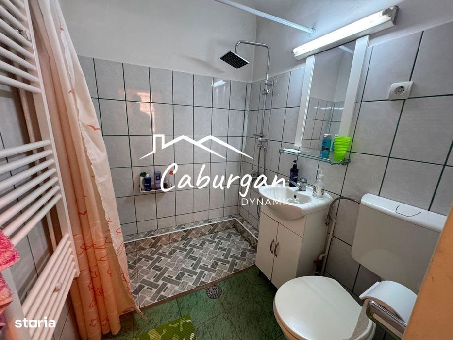 Apartament 2 camere, 77 mp utili,  gradina de 30 mp - Zona Centrala