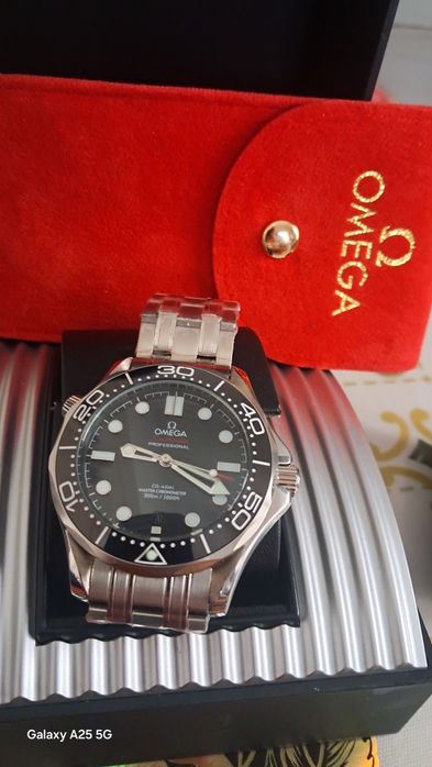 Vand ceas Omega nou