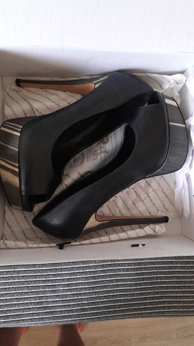 Încălțăminte eleganta