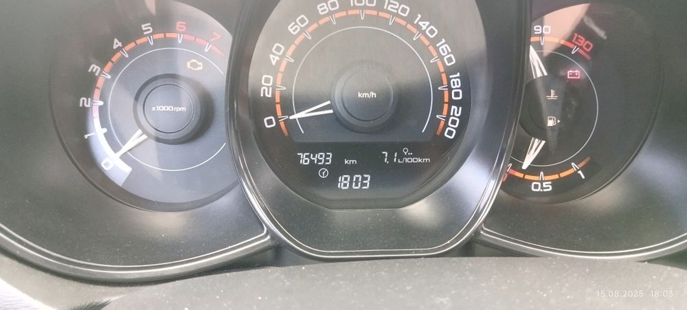 Лада Веста в отличном состоянии