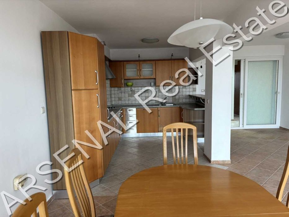 Продава се Тристаен апартамент в Варна, Бриз - 200 кв.м за 1658 €/кв.м - Снимка #3