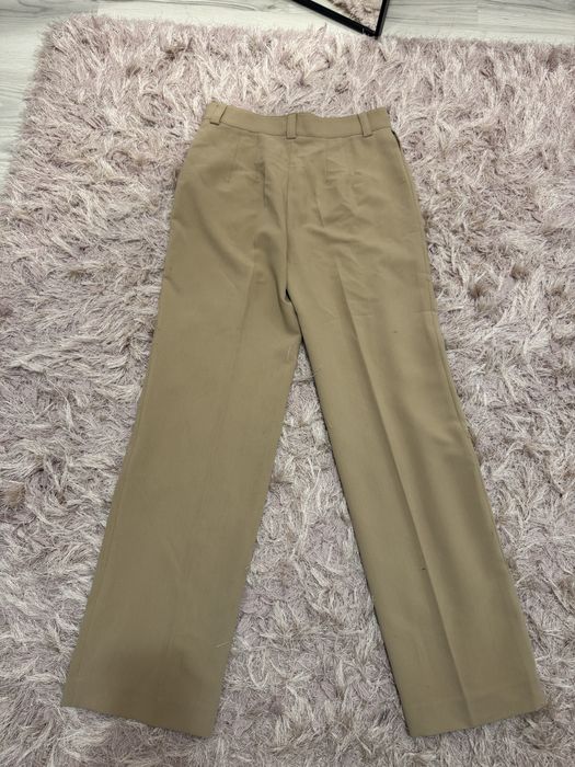 Pantaloni bej camel drepti eleganti cu talie inalta Zara marimea M