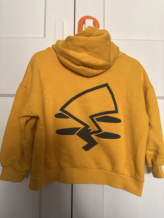 Продавам детски худита HM и Zara