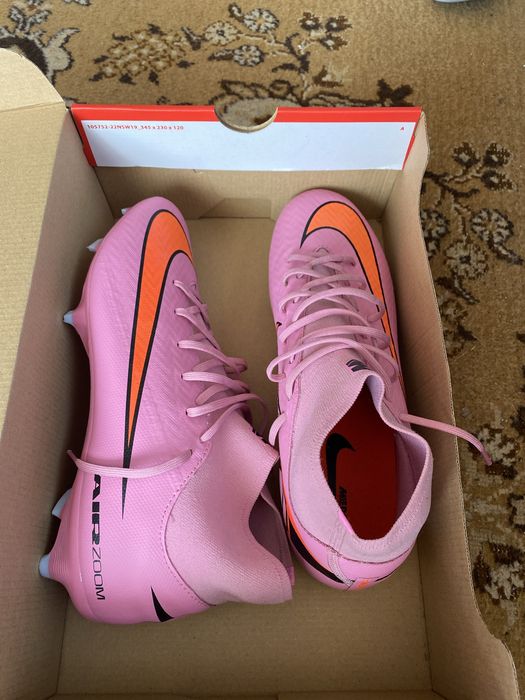Продавам Nike обувки ZM SUPERFLY 10 FG