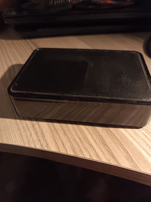 Тв Бокс IPTV SET TOP BOX TH100 Приемник за интернет и телевизия