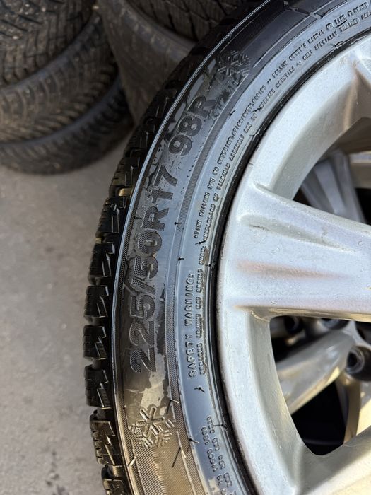 Диски Lexus с резиной Triangle 225/50/17