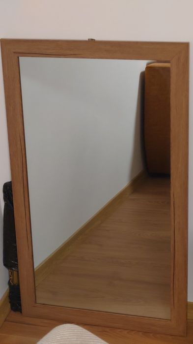 Oglinda Jysk in condiții bune