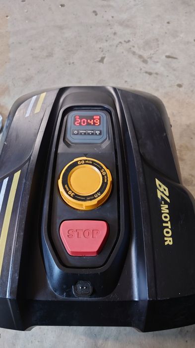 Косачка робот ..