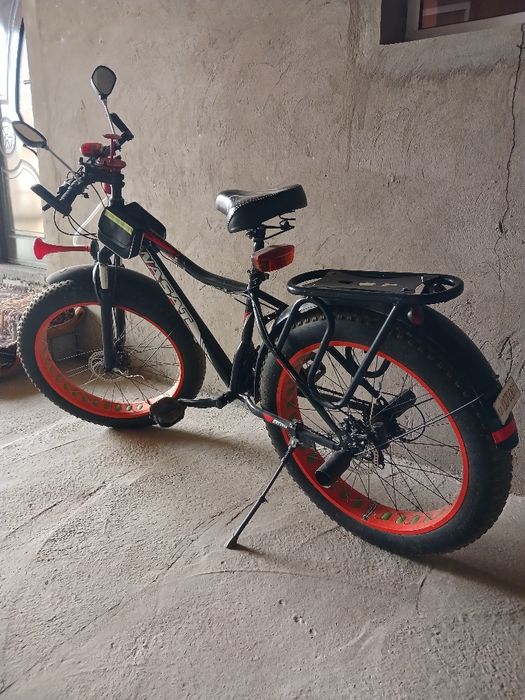 Srochno yangi Velosiped sotiladi