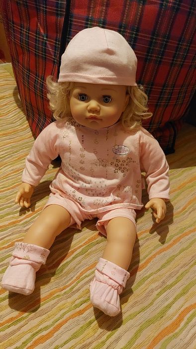 Интерактивная кукла