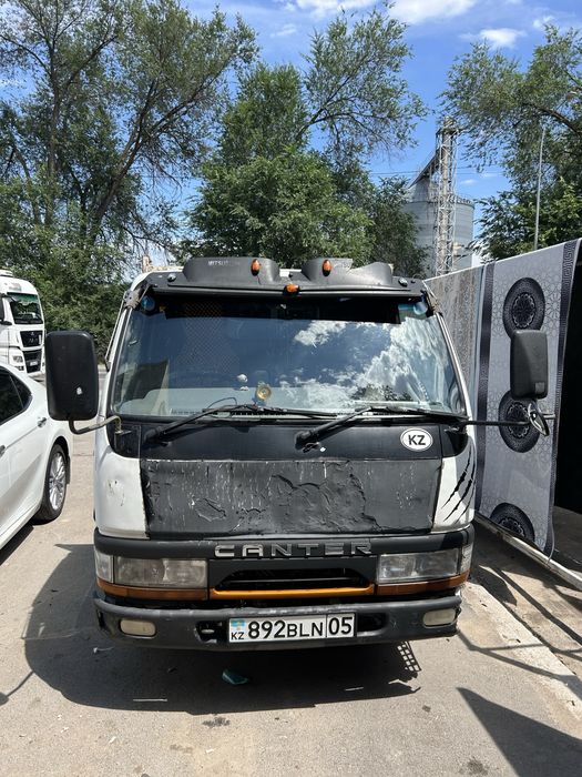 mitsubishi Canter
