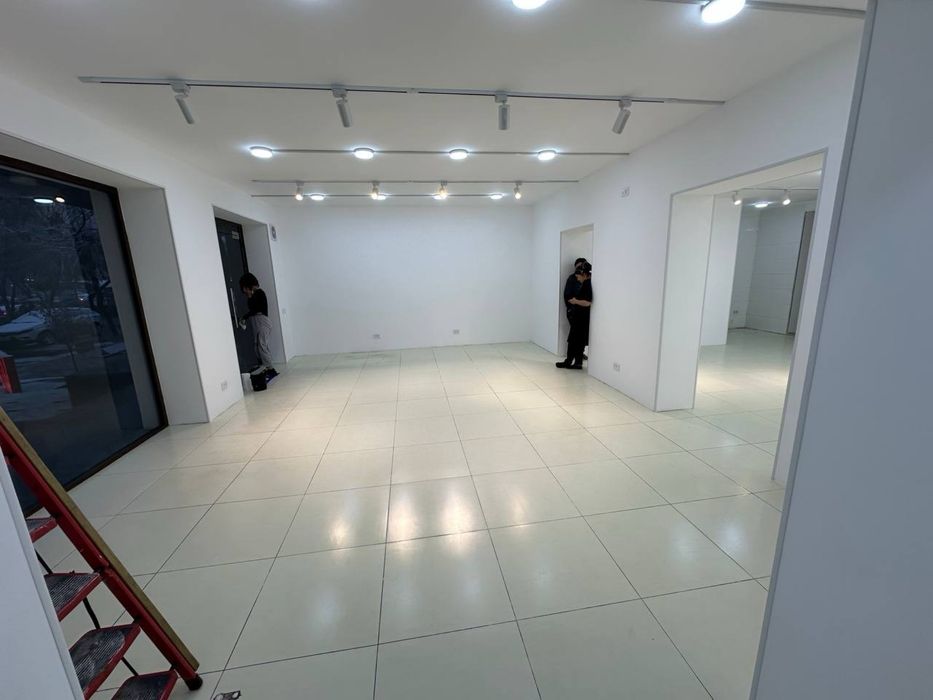 Айбек | Мирабад - Продается нежилое помещение вдоль дороги 100м2