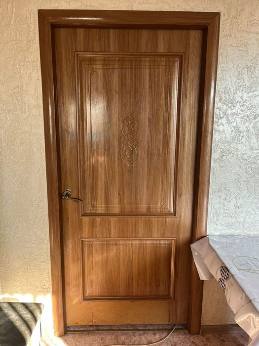 Меж ком двери  продам