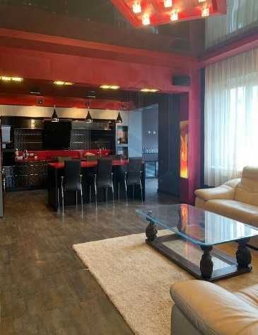 Дава се под наем Четиристаен апартамент в Пловдив, Изгрев - 97 кв.м за 459 € - Снимка #1