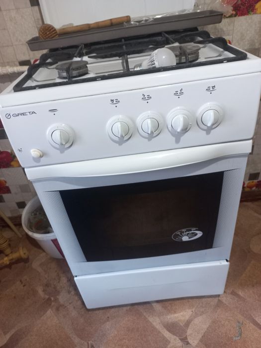 Продам Газовую плиту