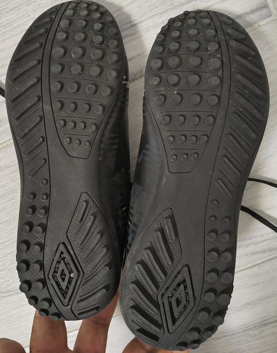 Pantofi sport fotbal mar. 36