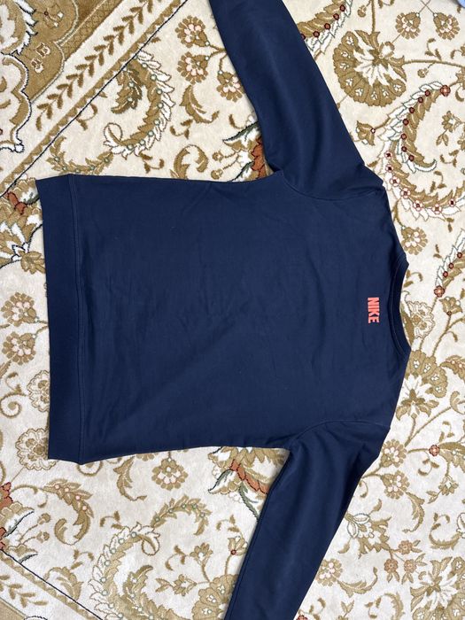 продаю джемпер Nike