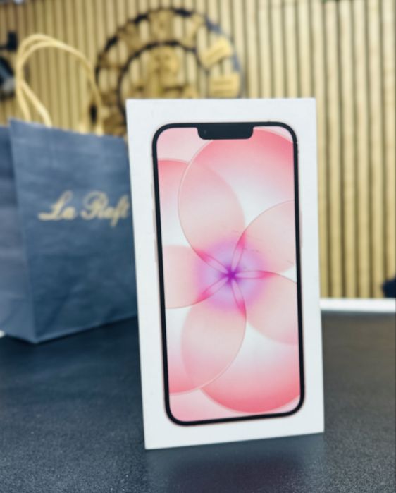 Iphone 17e 256Gb / Soft Pink / Nou / Liber de retea / Fact& Garantie/