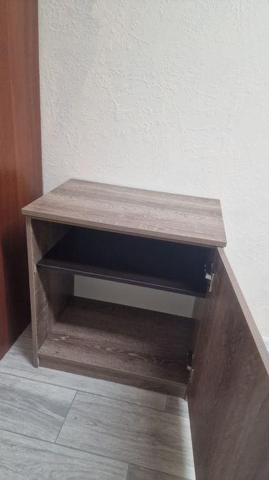 Продам шкафы срочно, торг при осмотре
