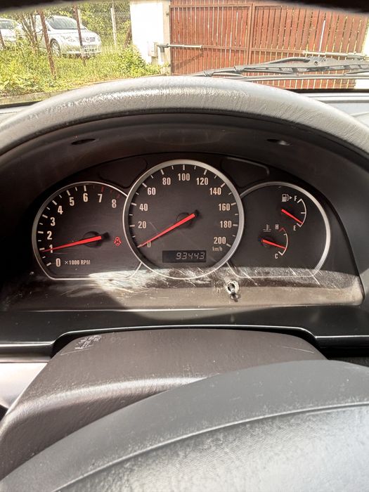 SUZUKI Grand Vitara 2004 — imagine 3