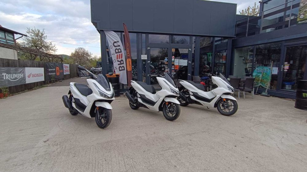 Honda PCX 125  nou-se conduce cu B - livrare stoc EST BIKE