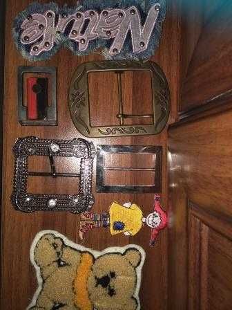 наборы пуговиц .