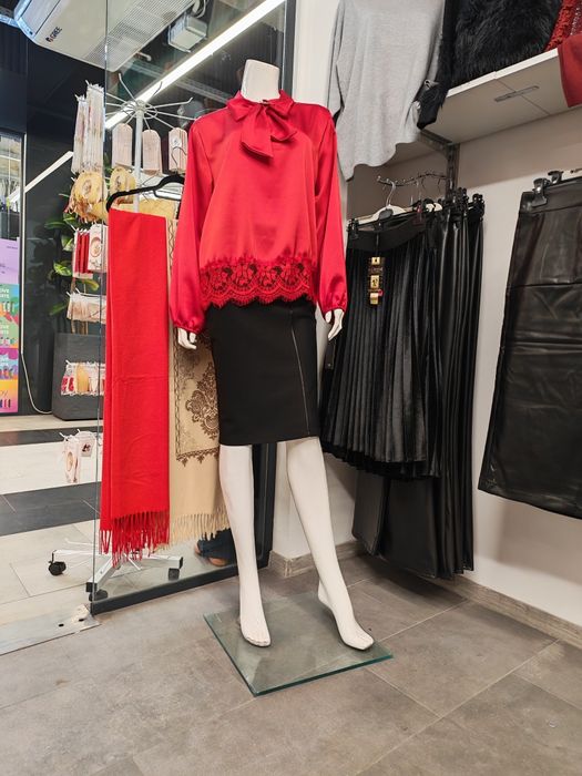 Manechin Dama Imbracaminte Magazin