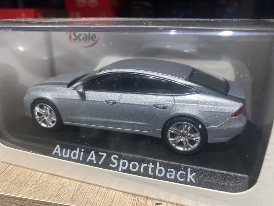 iScale AUDI A7 Sportback machetă auto scara 1:43 gri