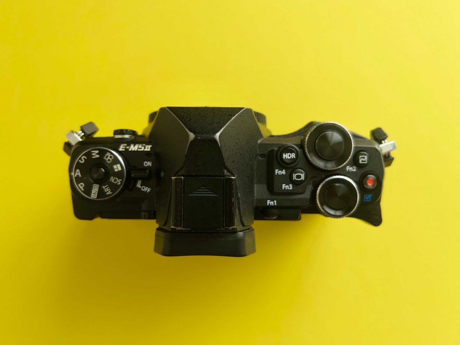 Olympus OM-D E-M5 Mark II, черен