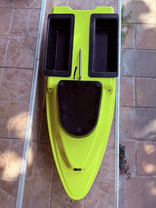 Navomodel Barcuta plantat Delfin XXL  din FIBRA doua cuve noua