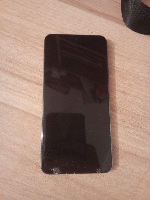 Продаю или обмен телефон samsung galaxy s22,