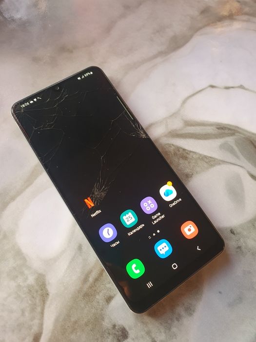 Samsung a 41 продам 17000