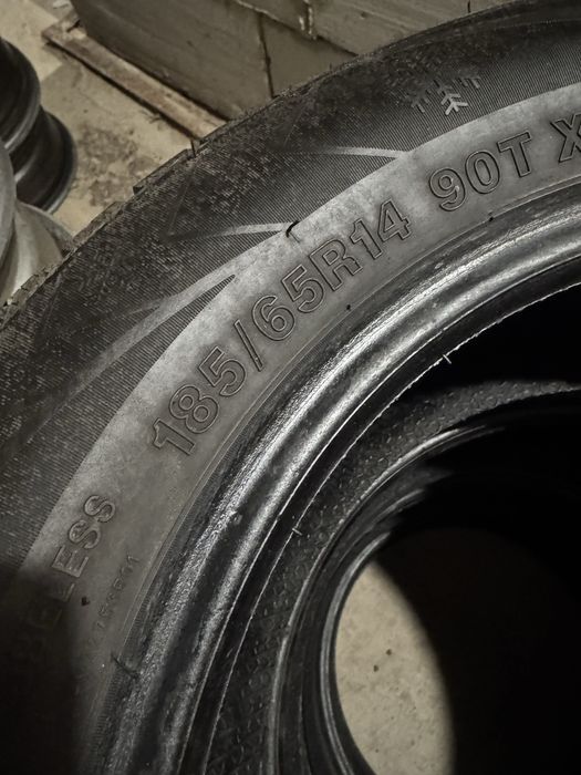 Зимние покрышки продам