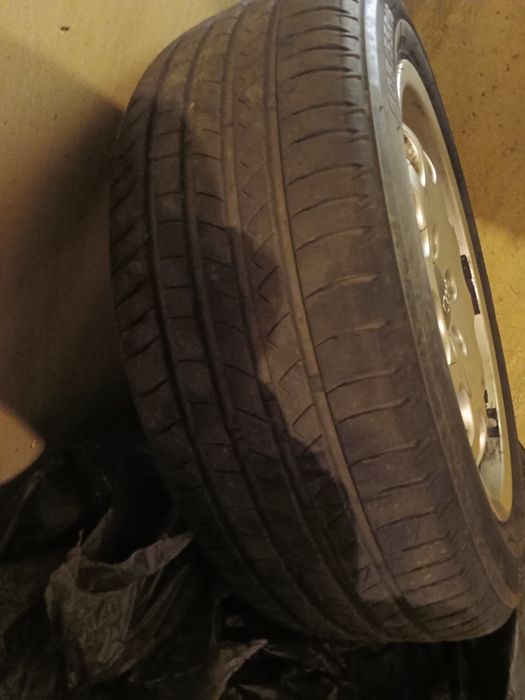 Гуми с джанти 16ки за Ауди а4 б6
