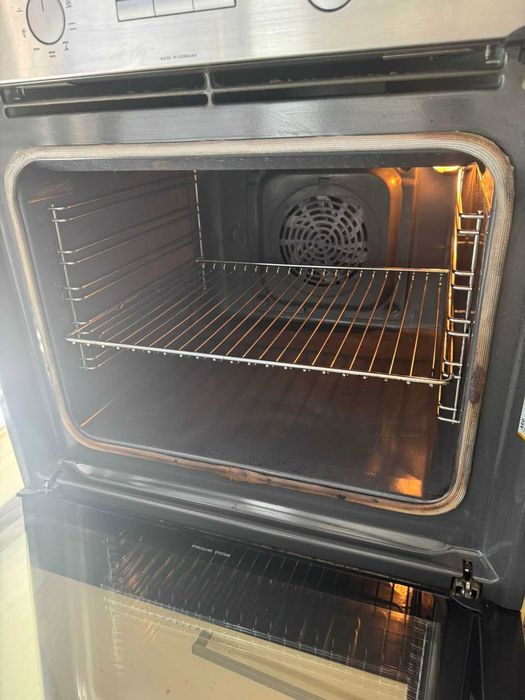 фурна за вграждане AEG