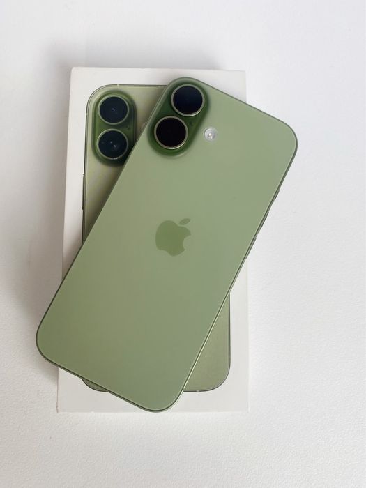 Новый IPhone 17 новый