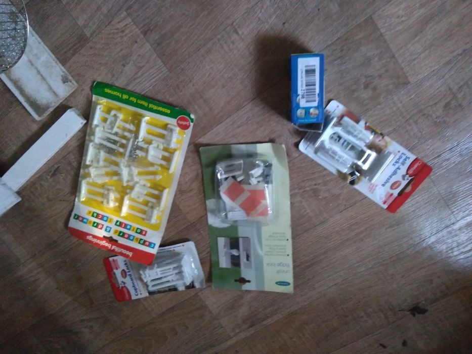 Blocare usa frigider/dulap/aragaz bebe 5 modele