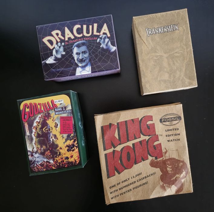 Colectie completa Fossil Universal Monsters watches