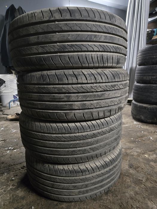 Резина лето 215 50 R17
